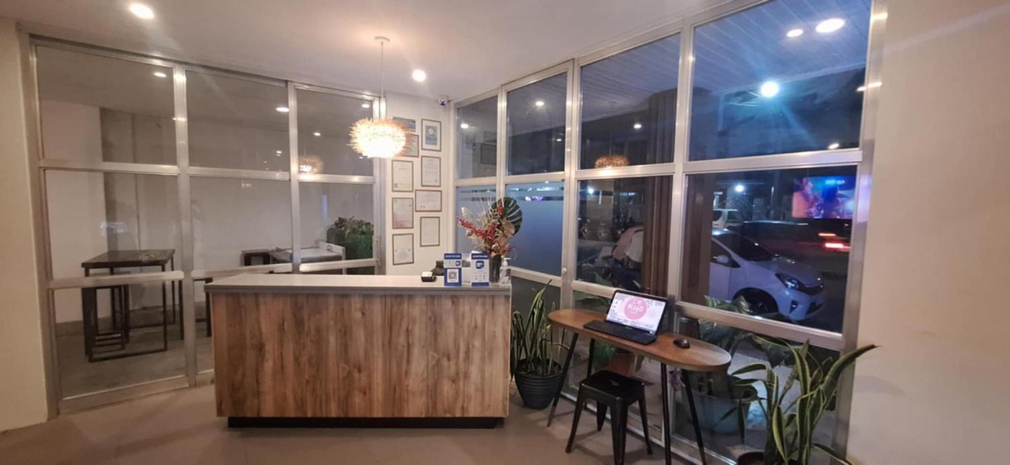 Kojo Hotel Tagum Екстер'єр фото