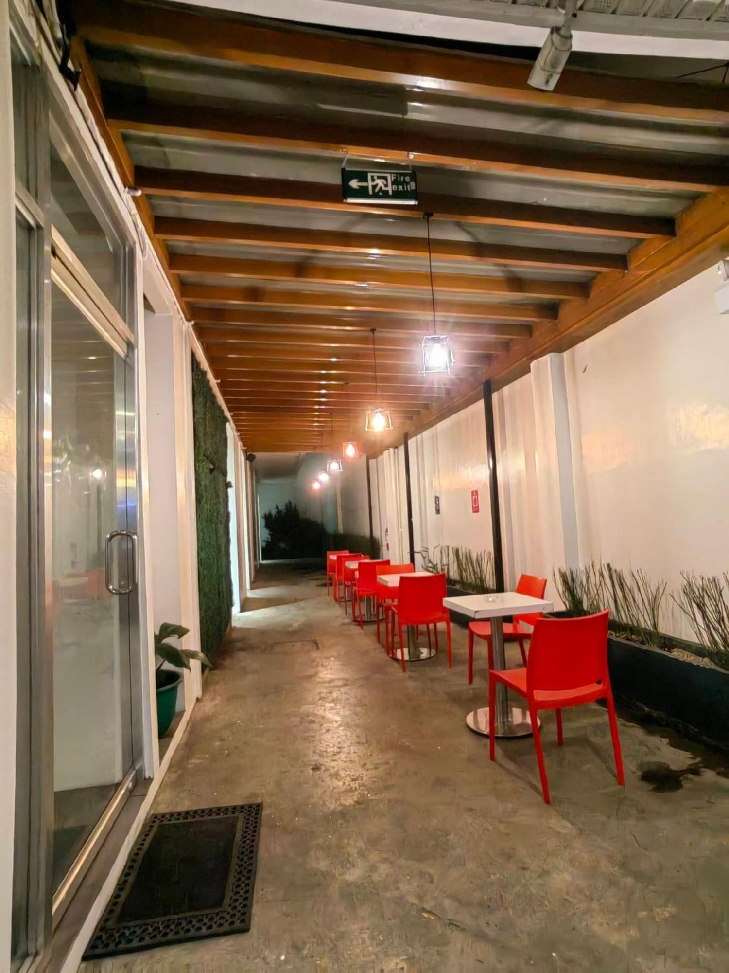 Kojo Hotel Tagum Екстер'єр фото