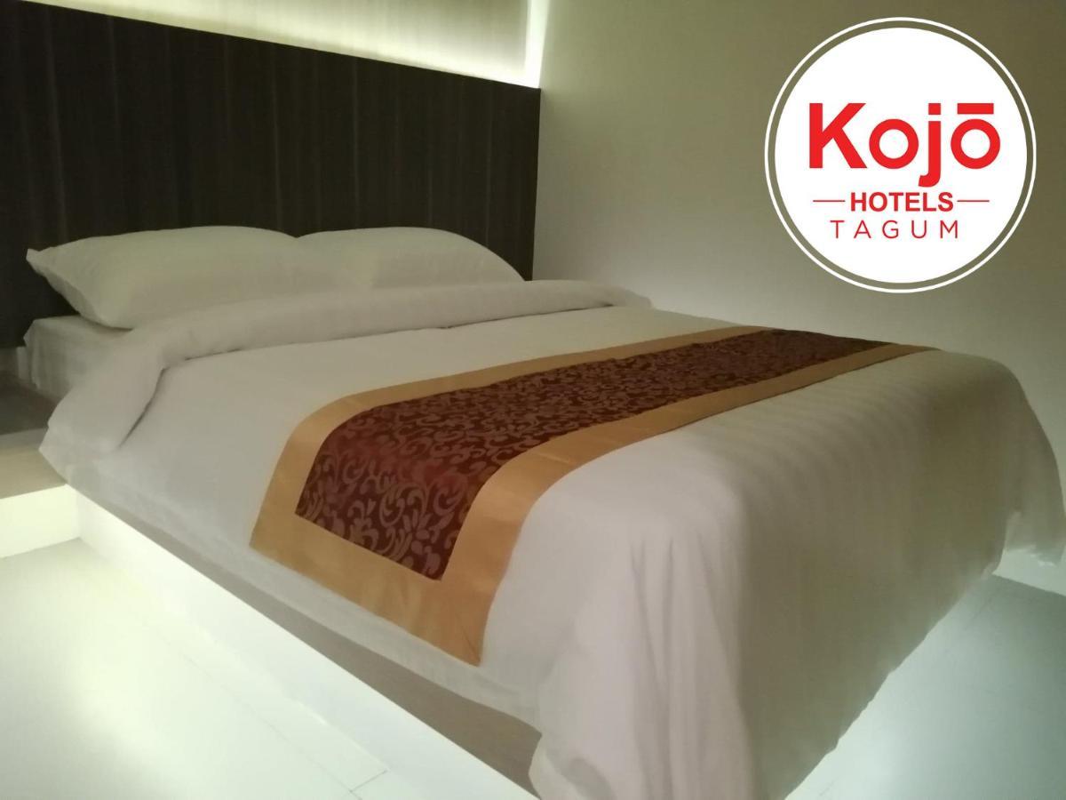 Kojo Hotel Tagum Екстер'єр фото