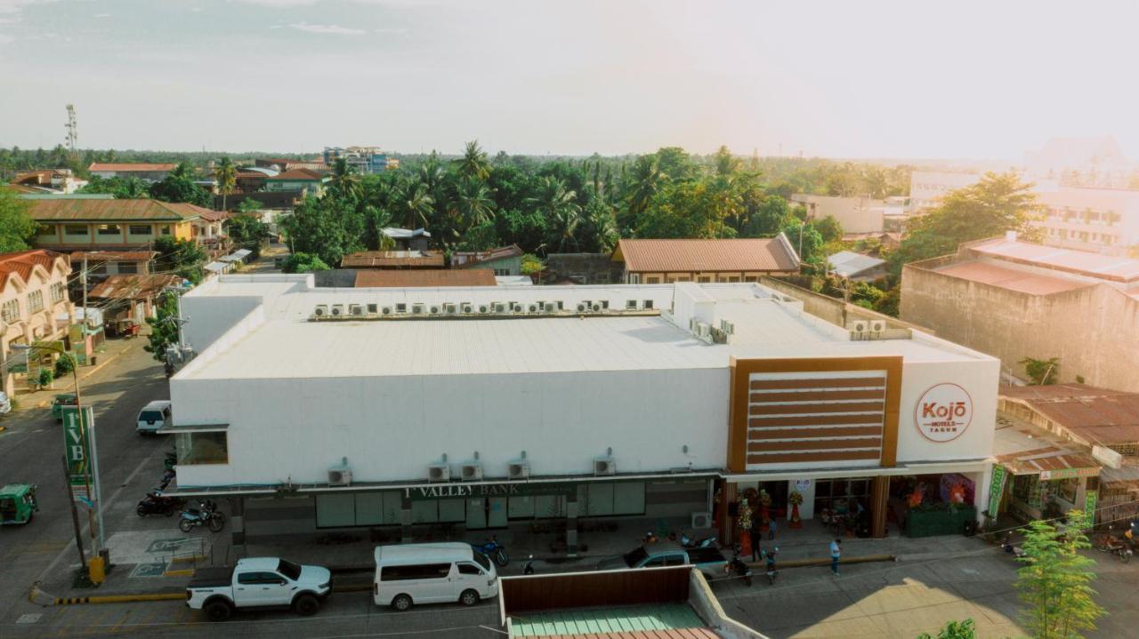 Kojo Hotel Tagum Екстер'єр фото
